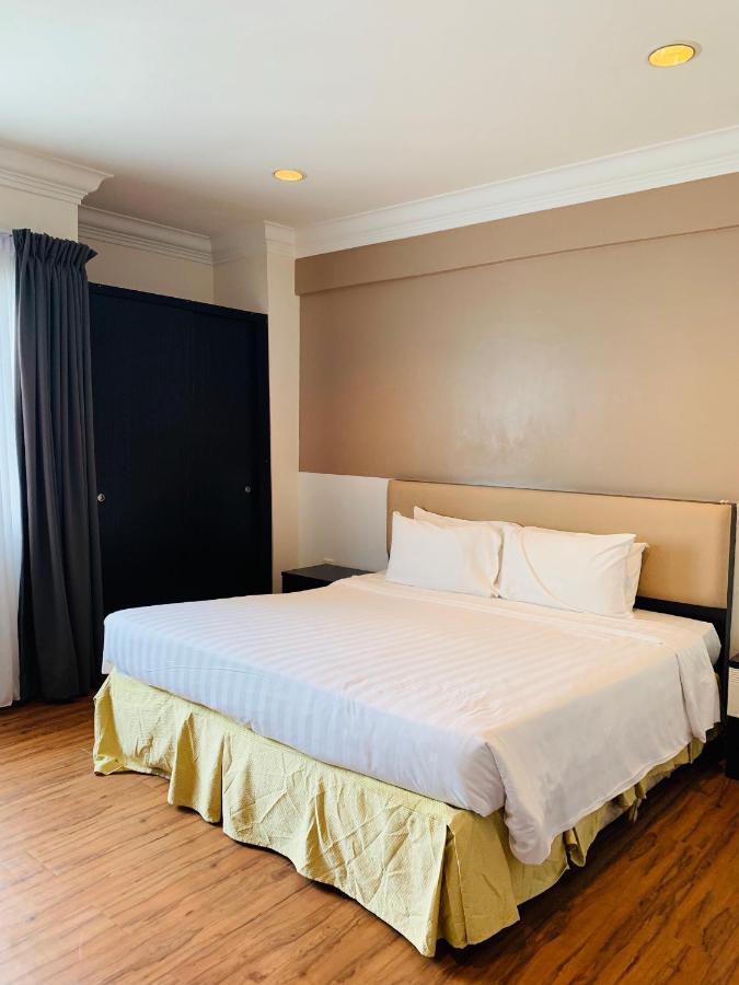 Likas Square - Kk Spacious Homestay Kota Kinabalu Exterior photo