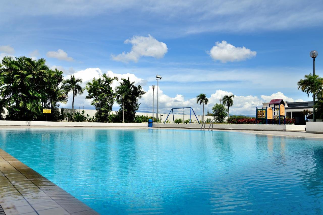 Likas Square - Kk Spacious Homestay Kota Kinabalu Exterior photo